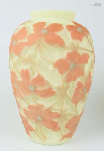 LARGE VINTAGE CONSOLIDATED DOGWOOD VASE