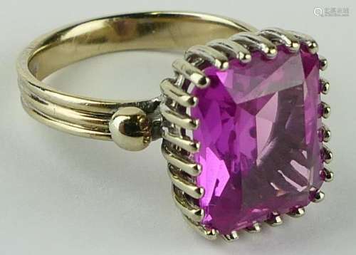 14KT W GOLD AND PINK TOURMALINE VINTAGE RING
