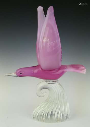 MURANO CRANBERRY TO CLEAR BIRD SCULPTURE