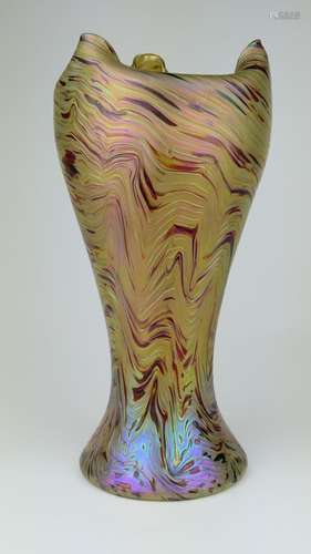 RINDSKOPF RUFFLED RIM IRIDESCENT GLASS VASE