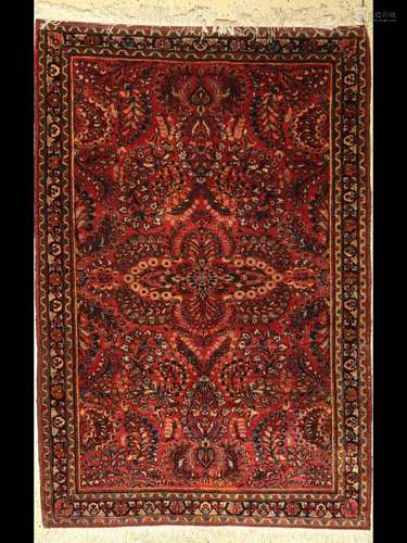 Saruk Rug,