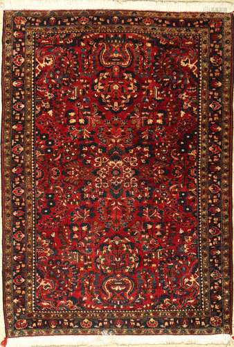 Saruk Rug,