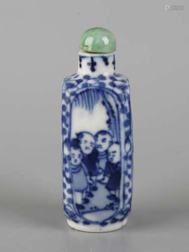 A Blue And White Snuff Bottle With Jadeite Cover