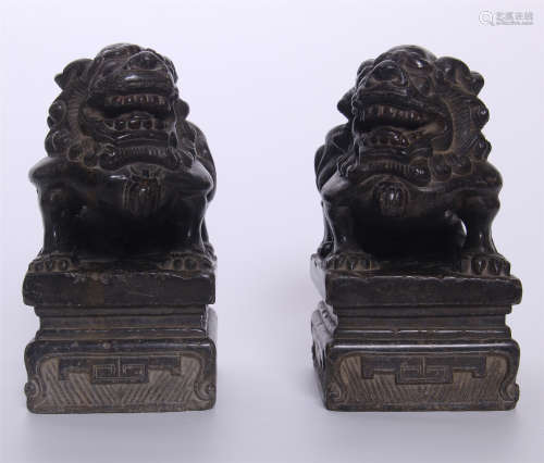 PAIR OF CHINESE STONE TABLE LION