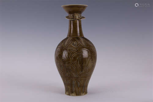 CHINESE PORCELAIN YAOZHOU KILN VASE