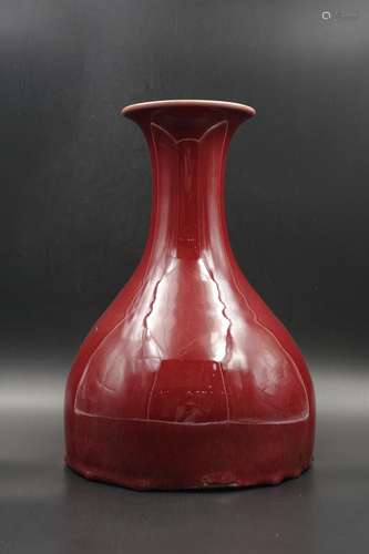 CHINESE OX BLOOD MALLET SHAPE VASE