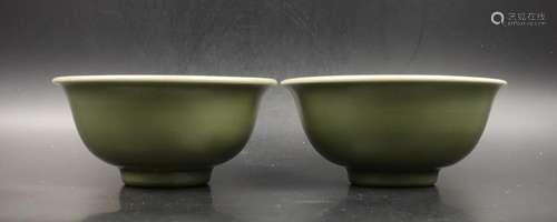 CHINESE CELADON LONGQUAN BOWLS, PAIR