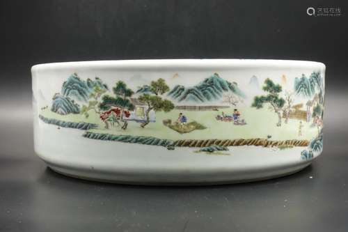 CHINESE FAMILLE ROSE PORCELAIN BRUSH WASHER