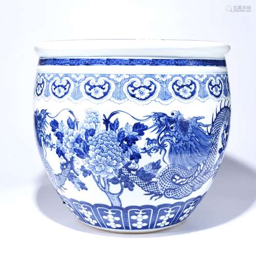 Chinese Porcelain pot