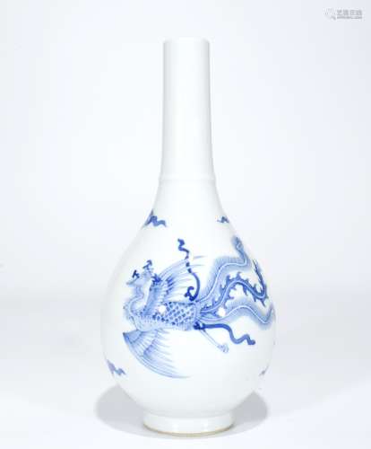 Chinese porcelain vase