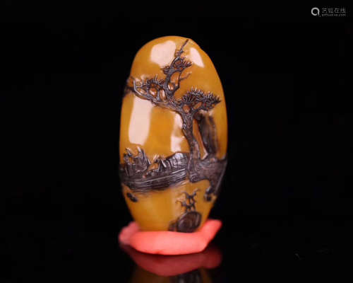 A TIANHUANG SOAPSTONE CARVED PENDANT