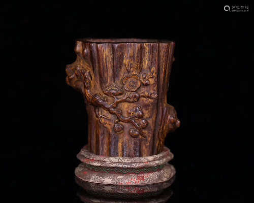 A OLD CHENXIANG WOOD BRUSH POT