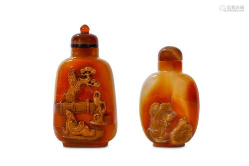 TWO CHINESE SKIN-CARVED AGATE SNUFF BOTTLES. 19th / 20th Century. Each carved to one side one