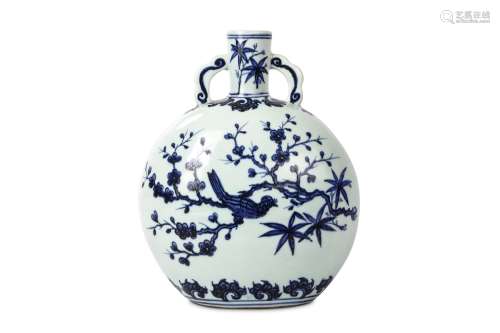 A CHINESE BLUE AND WHITE MOON FLASK. Of oval section, the neck flanked by two scroll handles, the