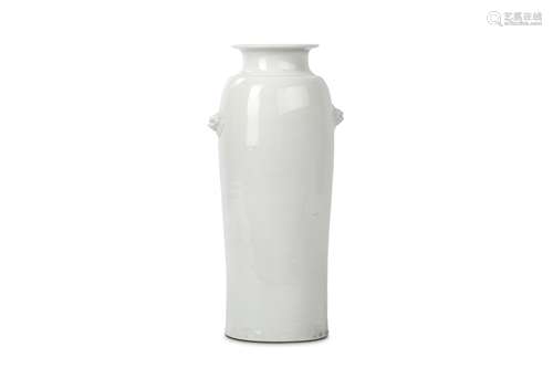 A CHINESE BLANC DE CHINE SLEEVE VASE. 17th / 18th Century. Of cylindrical form rising to a short