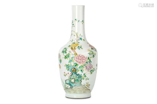 A CHINESE FAMILLE ROSE VASE. 19th / 20th Century. Of mallet shaped form, decorated with peonies