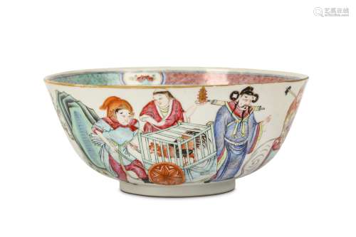 A CHINESE FAMILLE ROSE FIGURATIVE BOWL. 20th Century. Decorated to the exterior with a group of