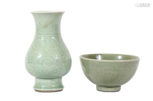 A CHINESE INCISED CELADON VASE, TOGETHER WITH TWO BOWLS. Ming Dynasty, or later. Variously incised