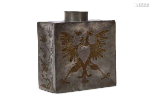 A CHINESE BRASS-INLAID PEWTER TEA CADDY FOR THE RUSSIAN MARKET. Qing Dynasty, 18th Century. Of