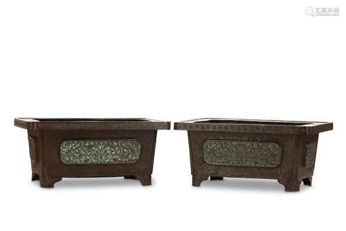 A PAIR OF CHINESE RECTANGULAR BRONZE JARDINÈRES. Qing Dynasty, 18th Century. Each of rectangular