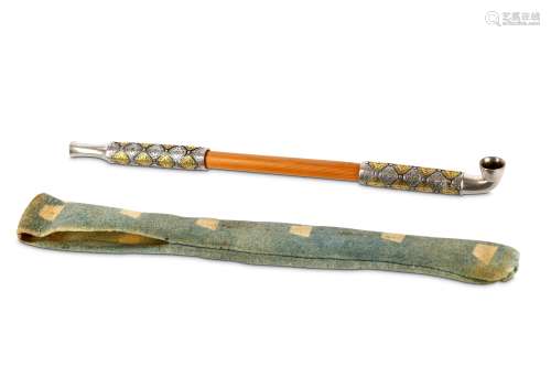 A JAPANESE SILVER AND BAMBOO PIPE. 19th/20th Century. A bamboo kiseru pipe fitted with silver ends