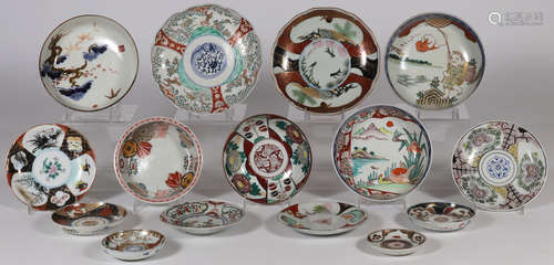 15 JAPANESE IMARI PORCELAINS, EDO - MEIJI PERIOD