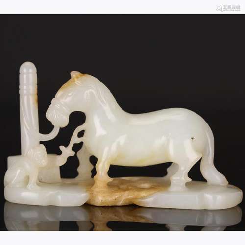 CHINESE WHITE JADE CARVED HORSE GROUP