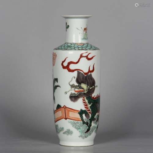 CHINESE PORCELAIN ROULEAU VASE