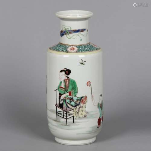 CHINESE PORCELAIN ROULEAU VASE