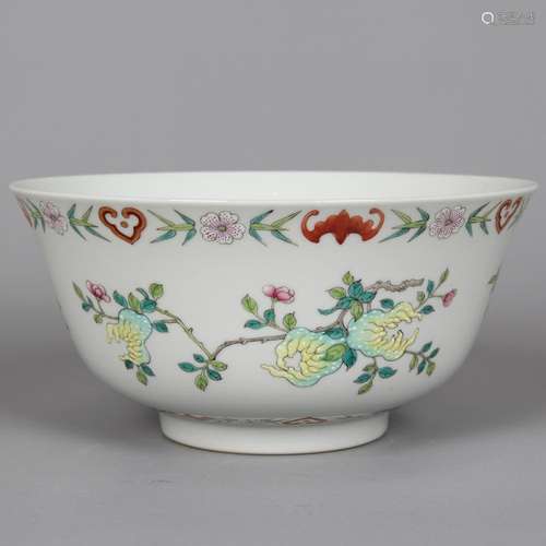 CHINESE FAMILLE ROSE PORCELAIN BOWL