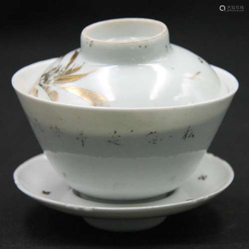 CHINESE PORCELAIN TEA CUP