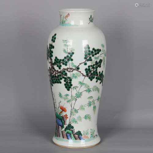 CHINESE PORCELAIN VASE