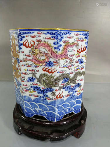 A BLUE&WHITE ENAMELS DRAGON PATTERN BRUSH HOLDER