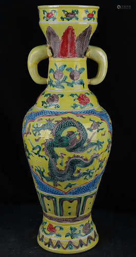 A DRAGON PATTERN FAHUA COLOURED DOUBLE-EAR VASE