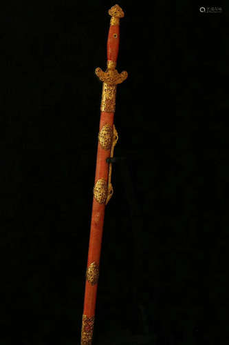 A FISH-SKIN PATTERN GILT SWORD