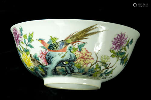 Chinese Enamel Colour Peony and Birds Small Porcelain Bowl, marked as 