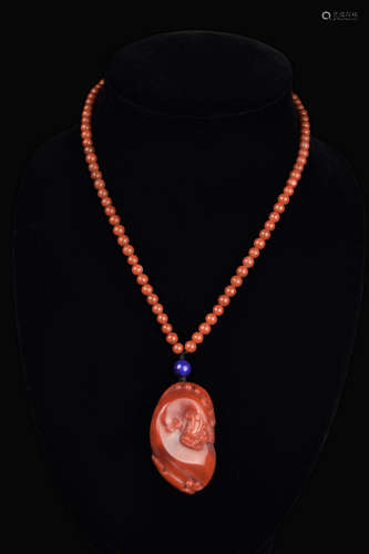 A Chinese Nanhong Agate Dragon Pendant with Nanhong Agate Bead Necklace and Lazurite Bead (with Certificate)