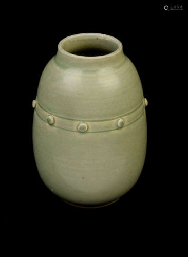 [Chinese] A Longquan Kiln Style Belted Vase