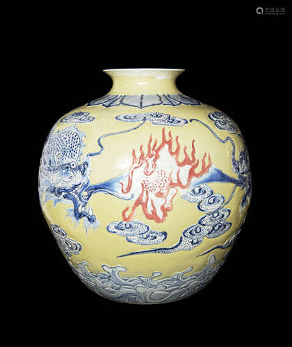 A Chinese Yellow Ground Blue and White Porcelain Vase with Relief of Dual Dragons