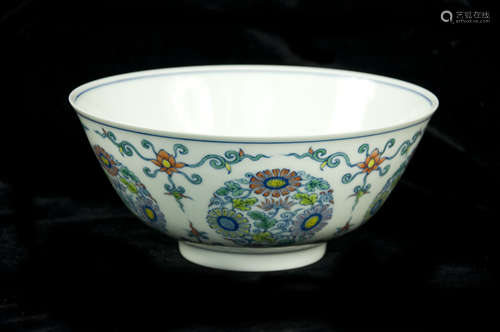 Chinese Enamel Colour Floral Porcelain Bowl, marked with 