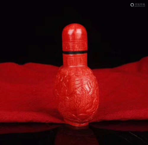 A RED CORAL SNUFF BOTTLE