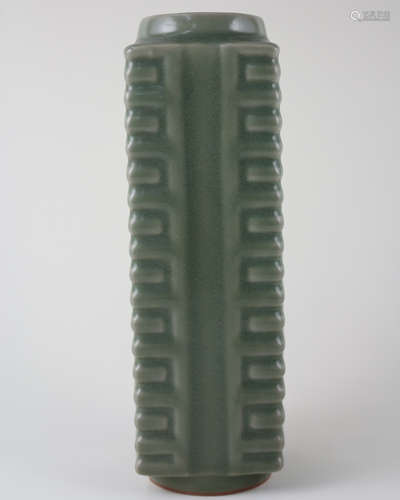 LONGQUAN CELADON CONG FORMED VASE