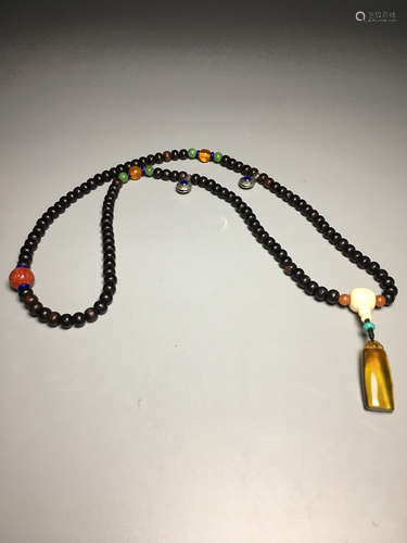 A ZITAN BEADS STRING BUDDHIST NECKLACE