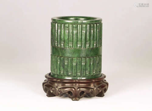 A HETIAN JADE BAMBOO SHAPED PEN HOLDER