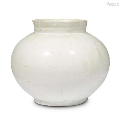 A Korean white-glazed small 