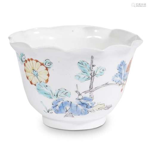 A Japanese Kakiemon-palette porcelain 