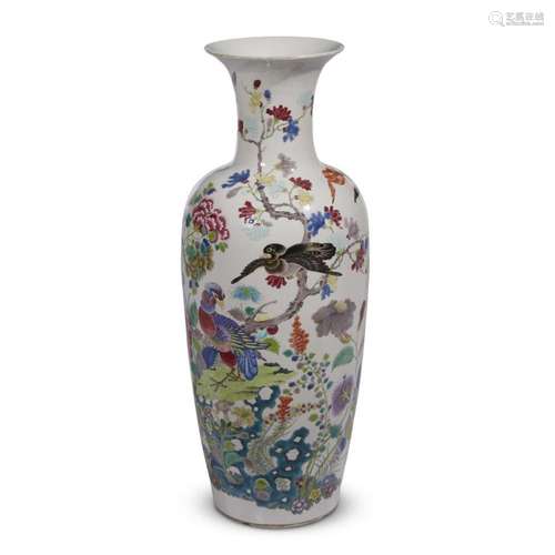 A large well-painted Chinese famille rose-decorated porcelain 