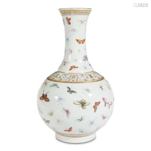 A Chinese famille rose-decorated porcelain 