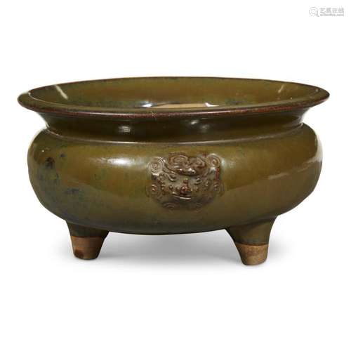 A Chinese stoneware tripod censer with 