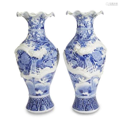 A pair of Japanese blue and white porcelain large 